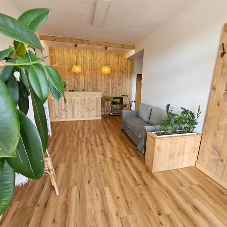 Apart-hotel Paradajs - Pri Jazere
