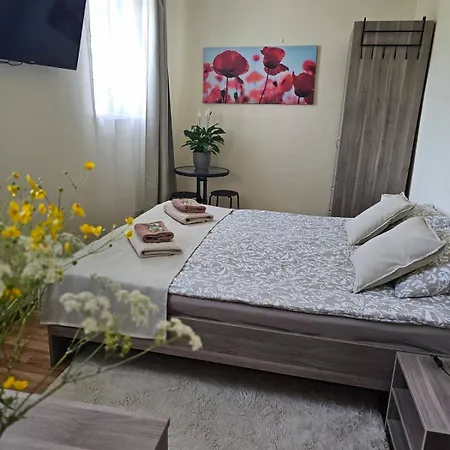 Paradajs - Pri Jazere Banská Štiavnica