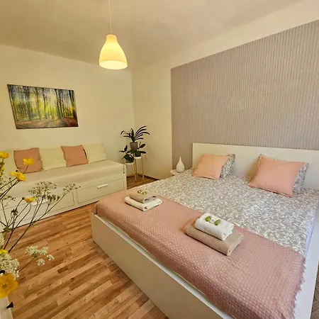 Paradajs - Pri Jazere Aparthotel Banska Stiavnica